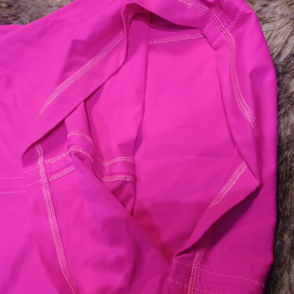 Lululemon top - Picture 6 of 12